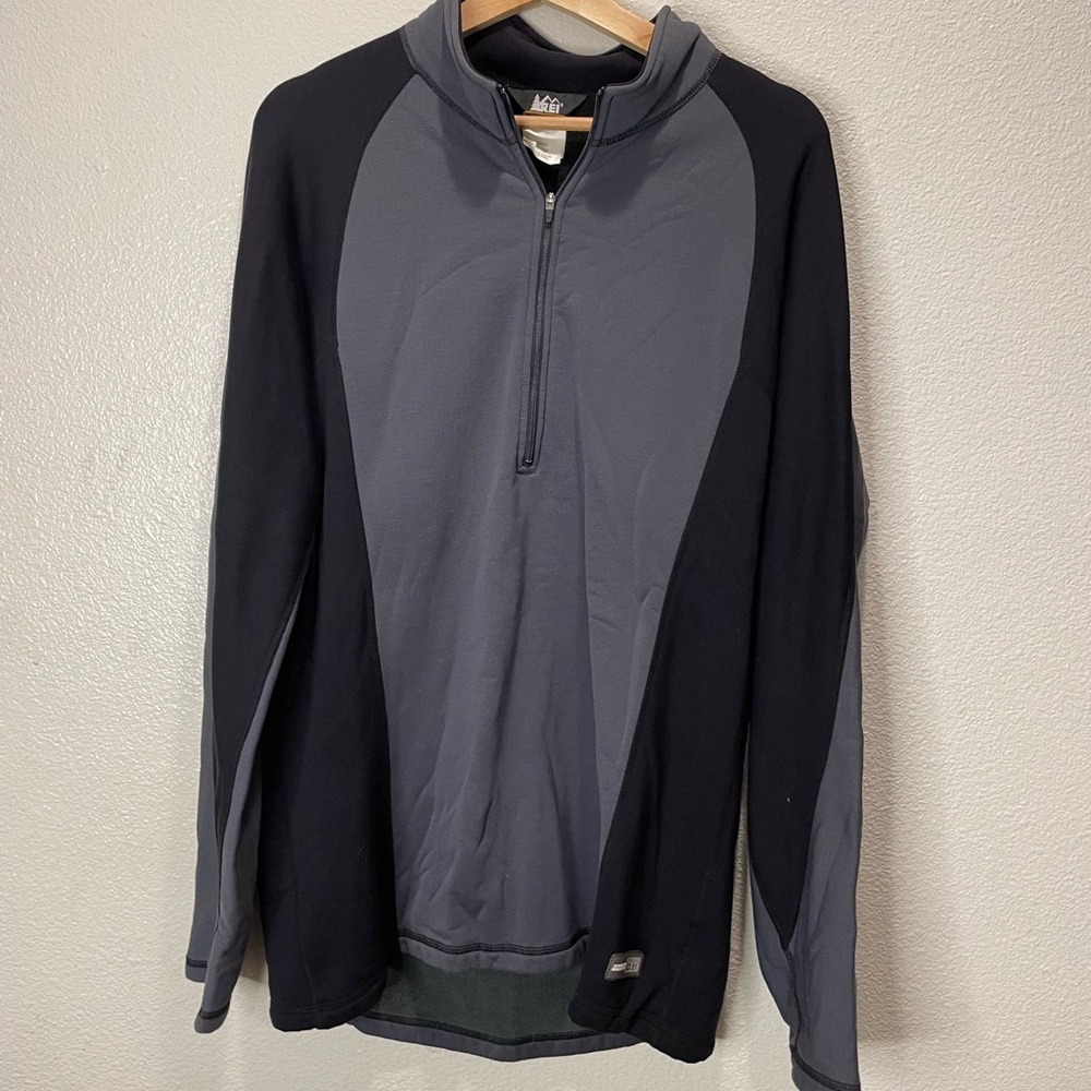 REI Black and Gray Quarter-Zip Top Baselayer Sweatshirt Size XL Tall
